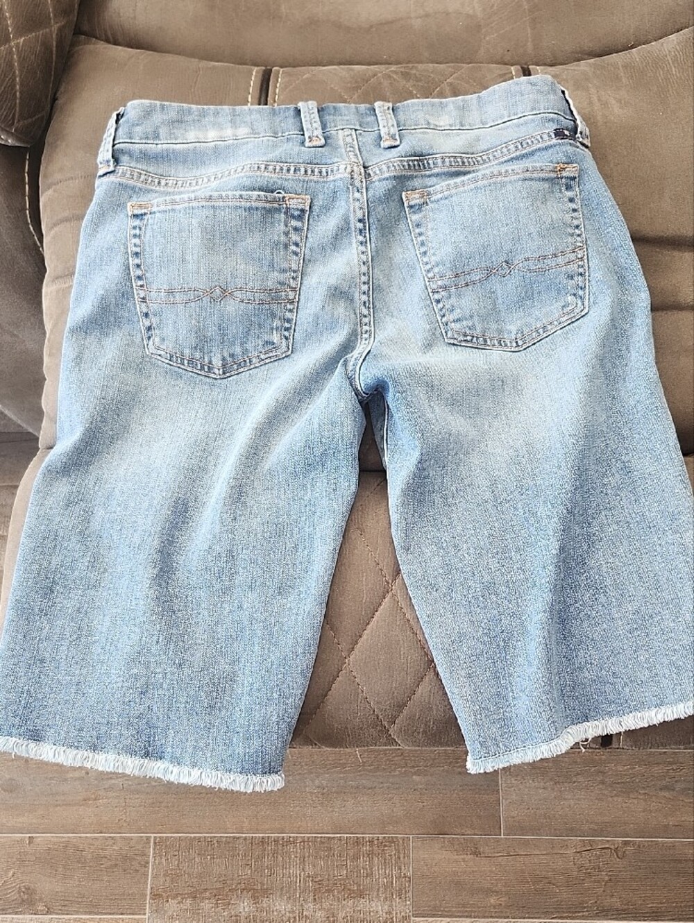 Lucky Brand Light Blue Relaxed Denim Shorts - Picture 2 of 6